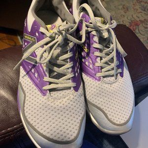 New Balance Fantomfit Minimus Shoes